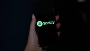 Spotify suma 5 millones de usuarios premium y alcanza récord de ingresos operativos