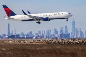 ¡Clientes de Uber ahora pueden ganar Delta SkyMiles con viajes y entregas!