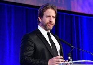 ¡Fundador y miembro de la junta de Aspiration acusado de estafa a inversionistas por $145 millones!