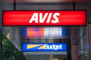 ¡Robo masivo de datos personales de clientes de Avis en un ciberataque impactante!