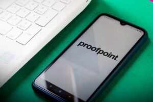 ¡Proofpoint, el gigante de la seguridad, despide a 280 empleados, el 6% de su plantilla laboral!